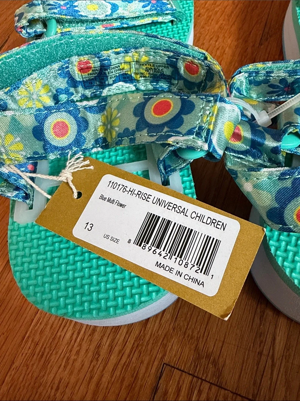 NWT Teva Sandals